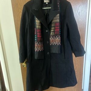 Woman’s large MDP black peacoat
